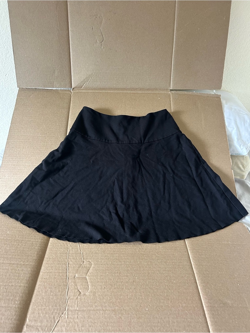 Kenneth Cole New York Skirt Size 6